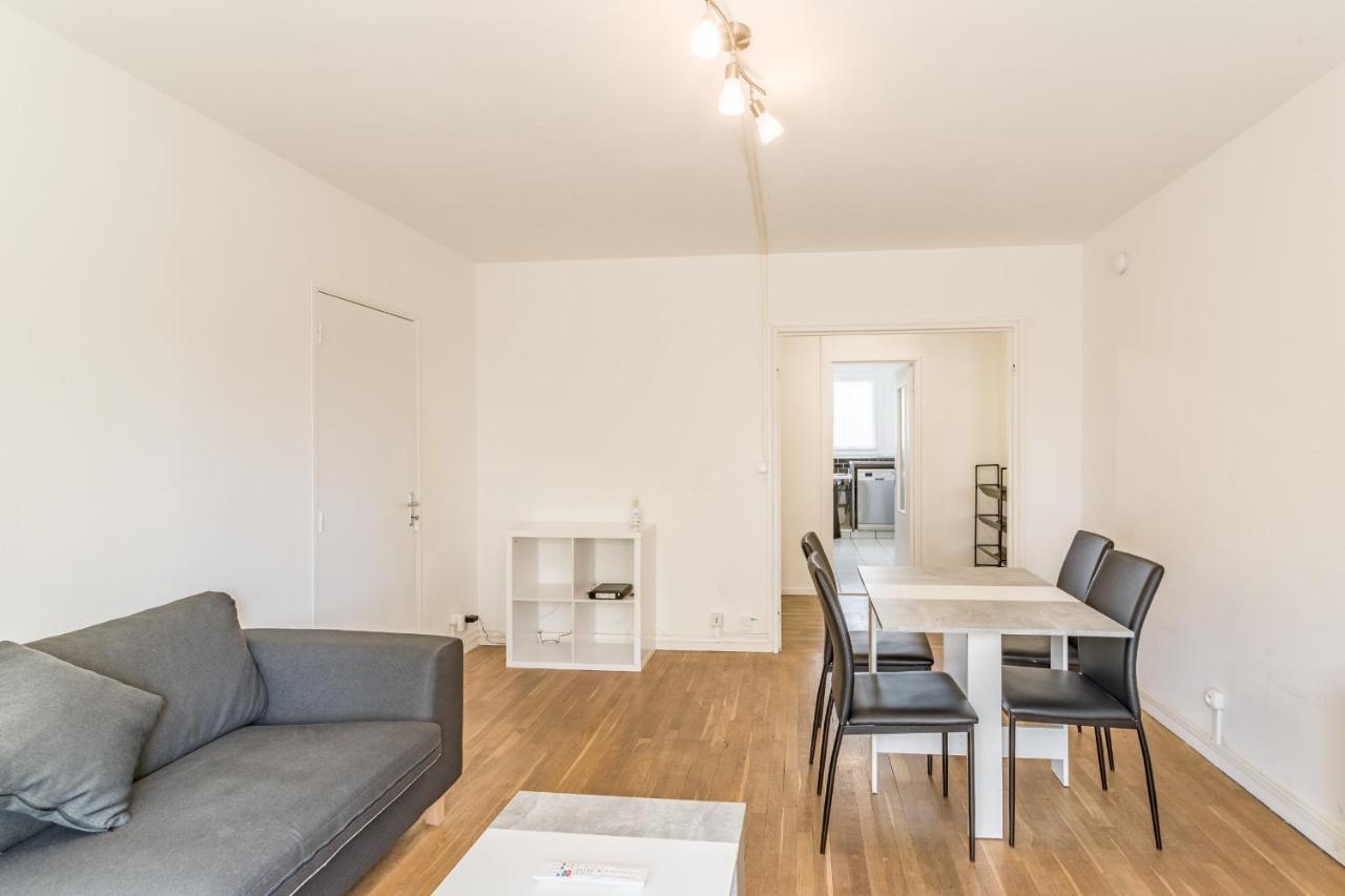 Spacieux Appartement - 6 Personnes - Parking Gratuit Saint-André-les-Vergers エクステリア 写真