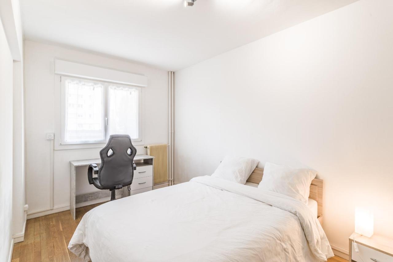 Spacieux Appartement - 6 Personnes - Parking Gratuit Saint-André-les-Vergers エクステリア 写真