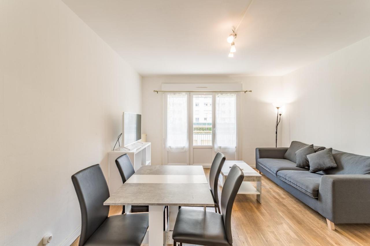 Spacieux Appartement - 6 Personnes - Parking Gratuit Saint-André-les-Vergers エクステリア 写真