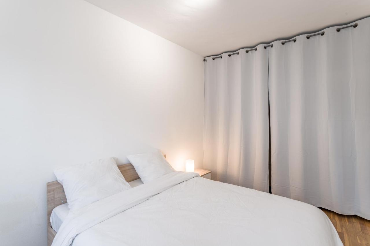 Spacieux Appartement - 6 Personnes - Parking Gratuit Saint-André-les-Vergers エクステリア 写真