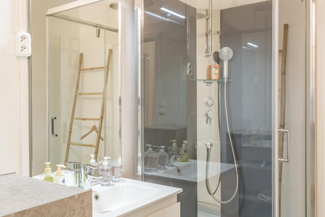 Spacieux Appartement - 6 Personnes - Parking Gratuit Saint-André-les-Vergers エクステリア 写真