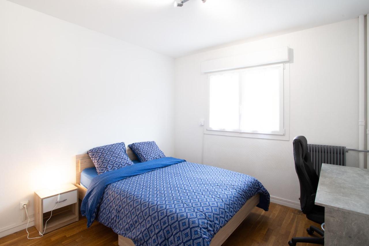 Spacieux Appartement - 6 Personnes - Parking Gratuit Saint-André-les-Vergers エクステリア 写真
